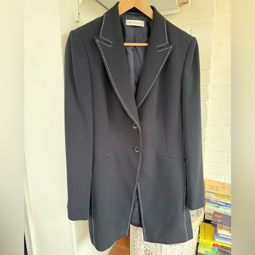 PLANET Elegant Women's Deep Blue Tailored Jacket with Contrast Stitching